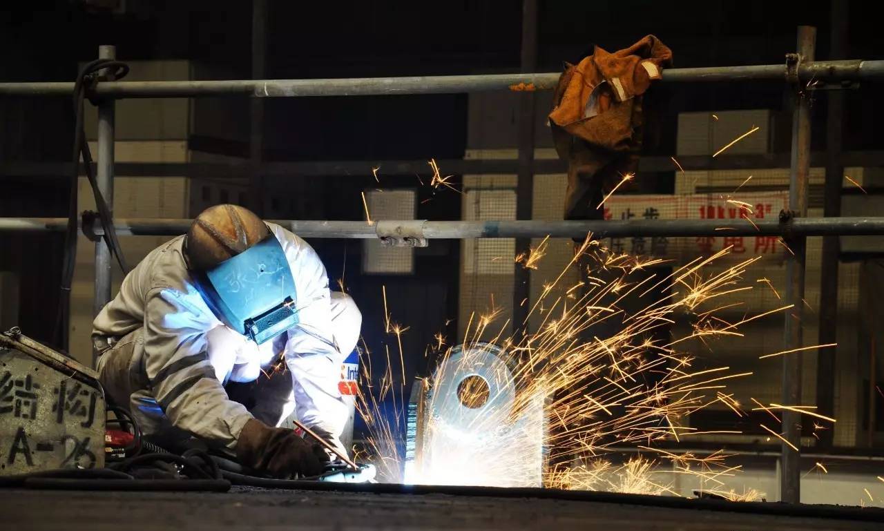 中環(huán)學校 焊工培訓畢業(yè)照